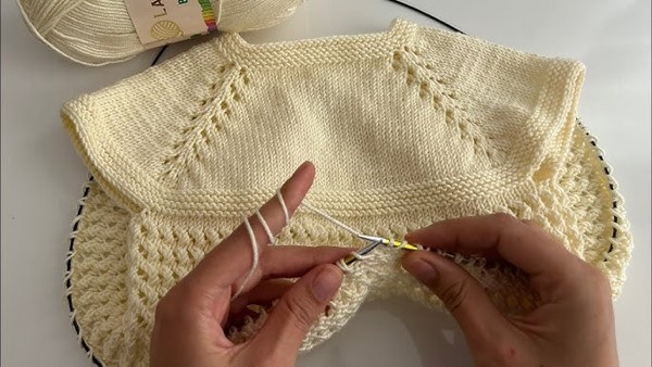 Yakadan Başlama Robalı Bebek Yeleği – Örgüye Başlangıç